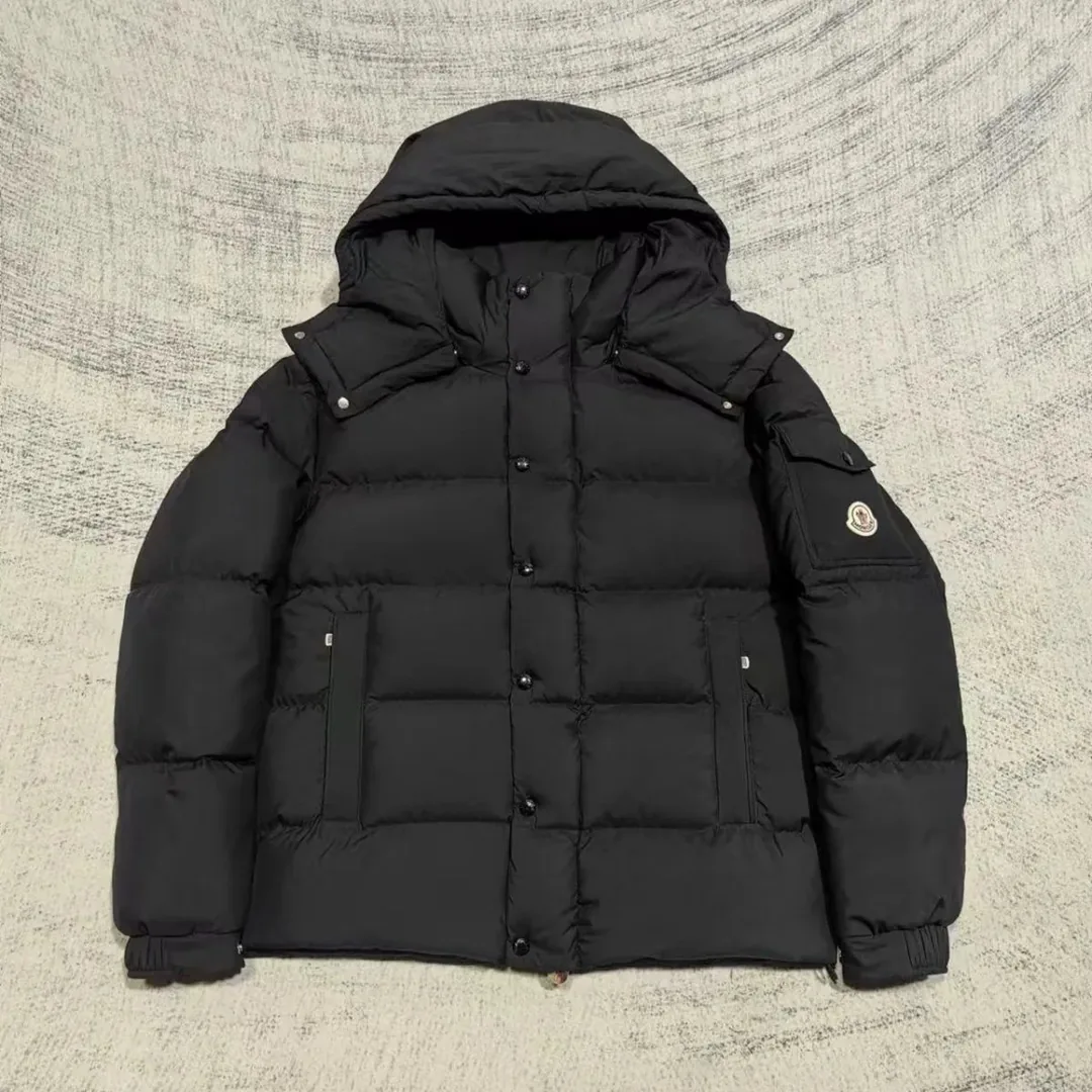 Short Hooded Down Jacket — Photo 4