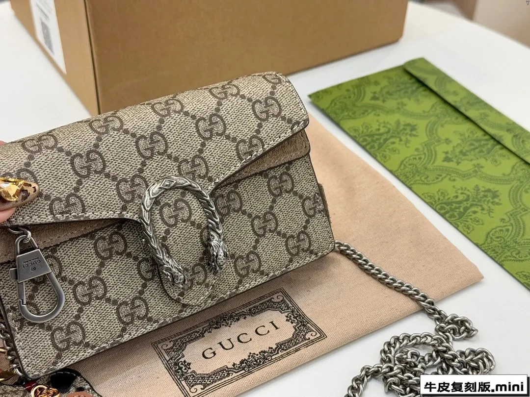 Gucci Dionysus Leather Shoulder Bag — photo 5