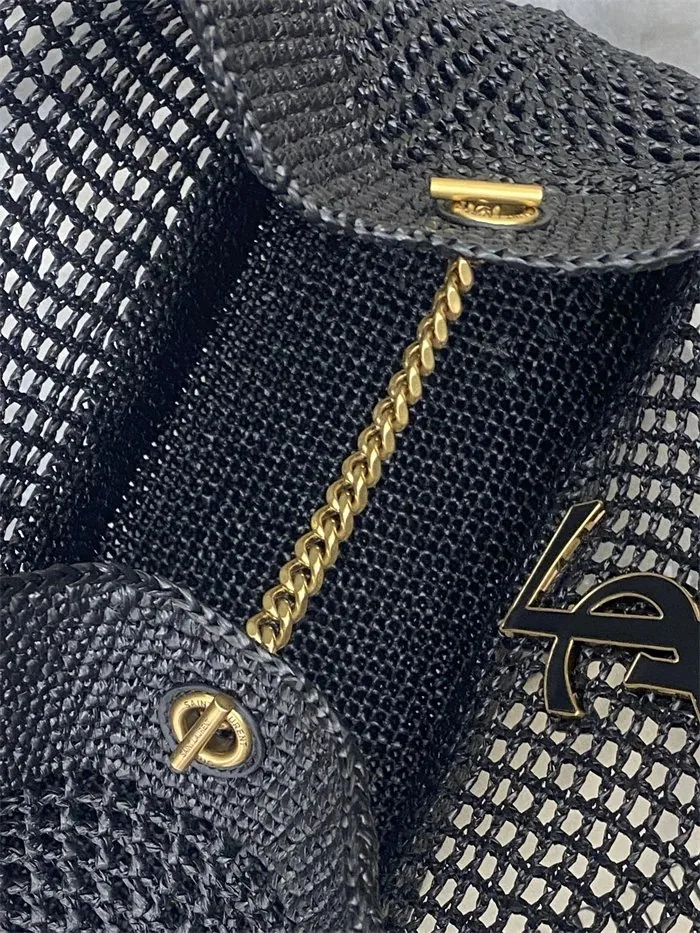 Saint Laurent Leather Shoulder Bag — photo 4