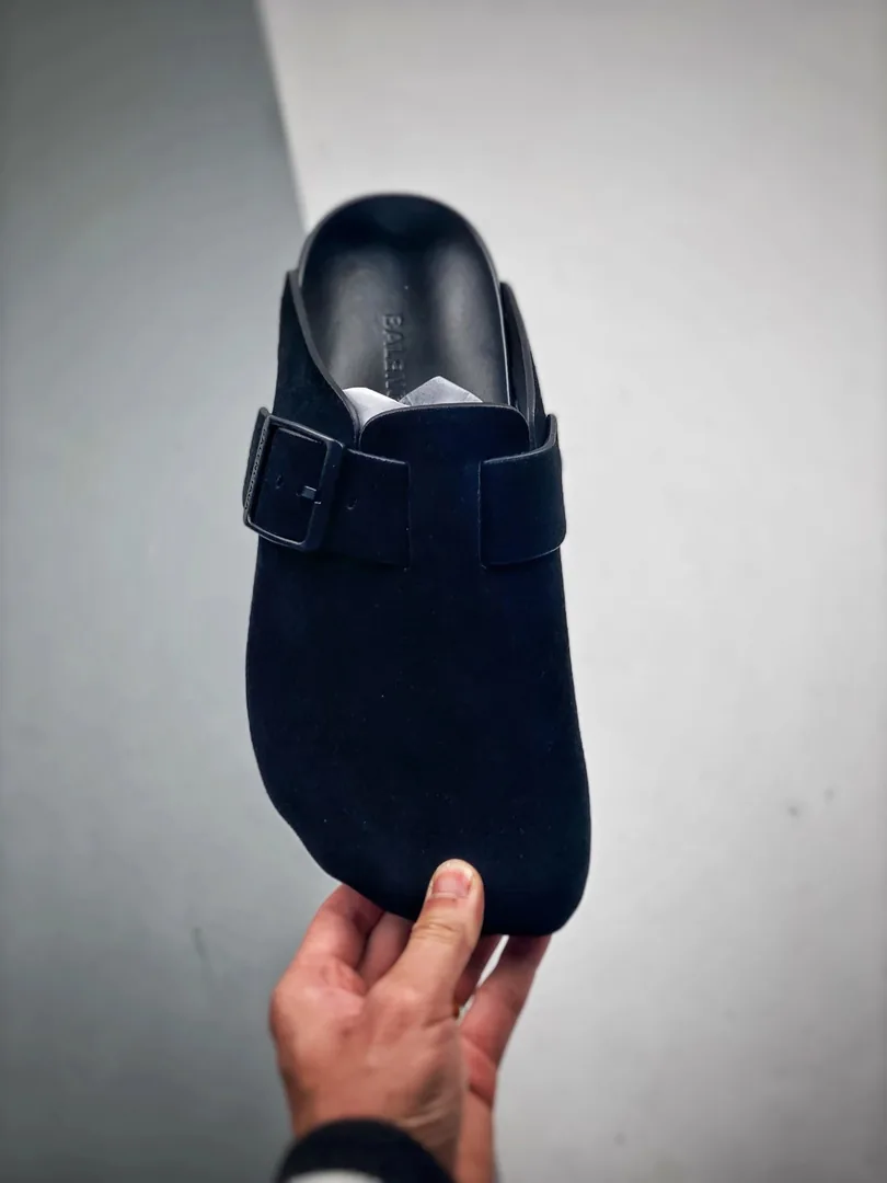 Balenciaga Brown Suede Collab Low-Tops — photo 3