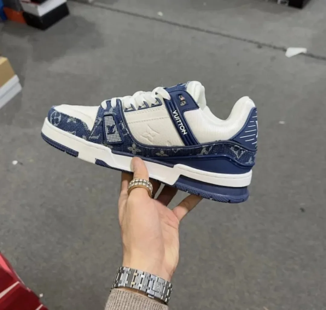 Louis Vuitton LV Trainer Vibrant Running Shoes — photo 9