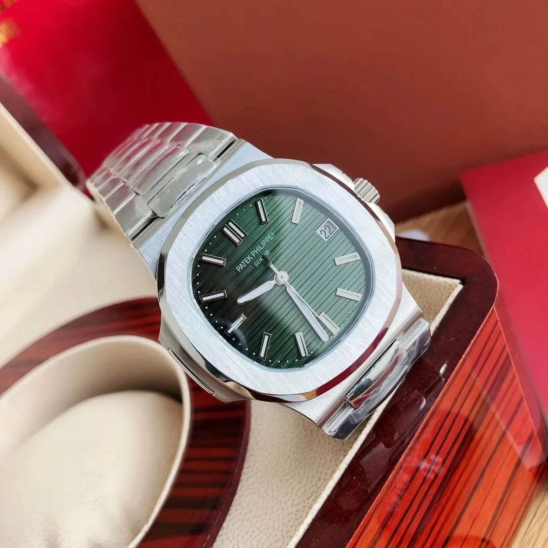 Patek Philippe Watch — Photo 6