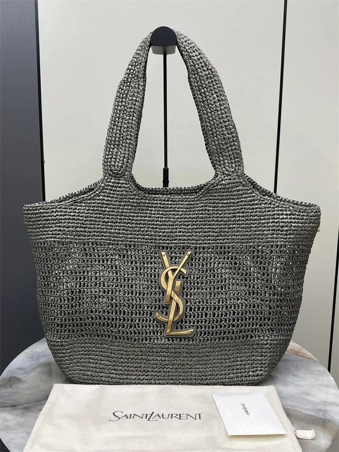 Saint Laurent Leather Shoulder Bag — QC