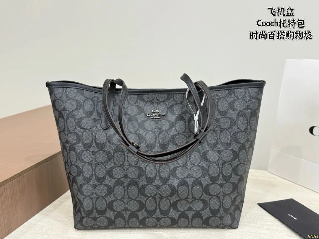 Coach Tote Shopping Bag — photo 4