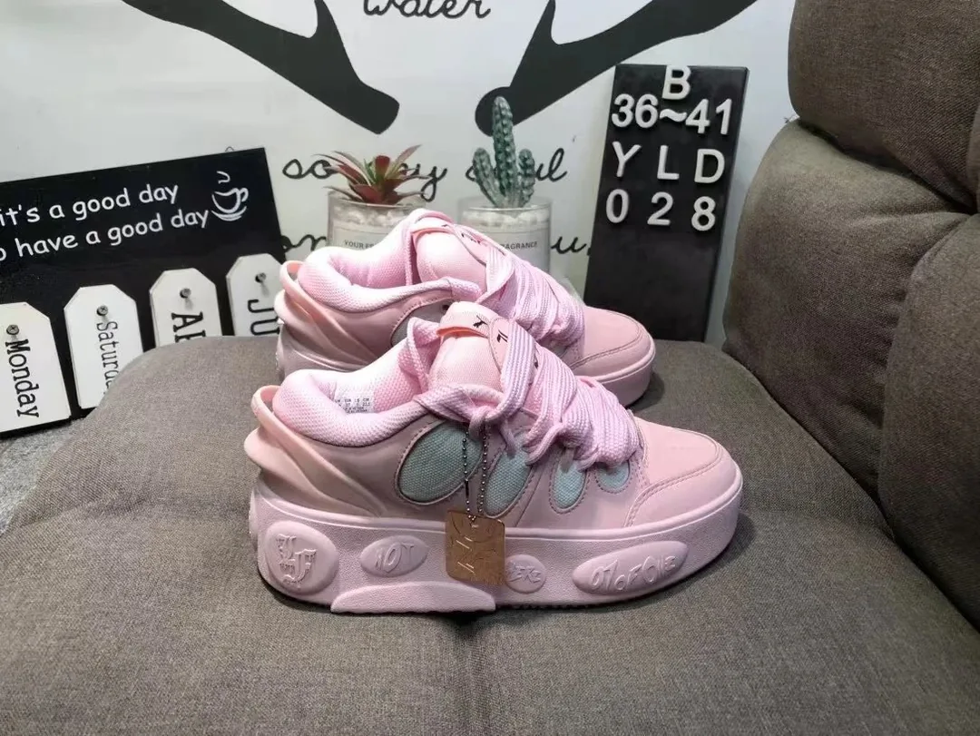 White One Of One Low — QC