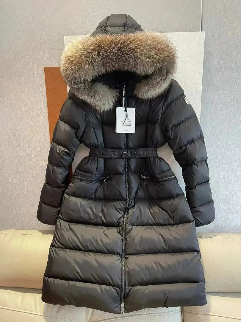 Women's Down Jacket — Photo 13