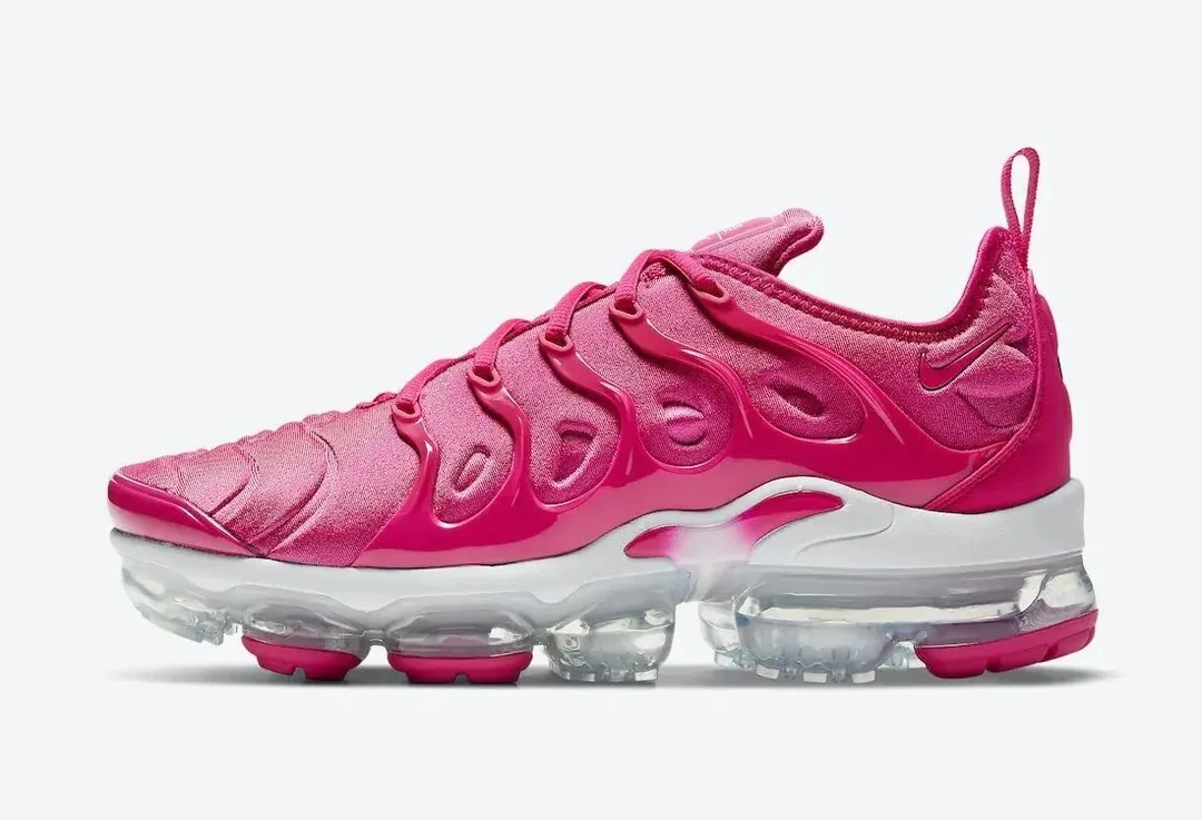Nike Air VaporMax Plus Mesh Cushion Platform Sneakers — Photo 11