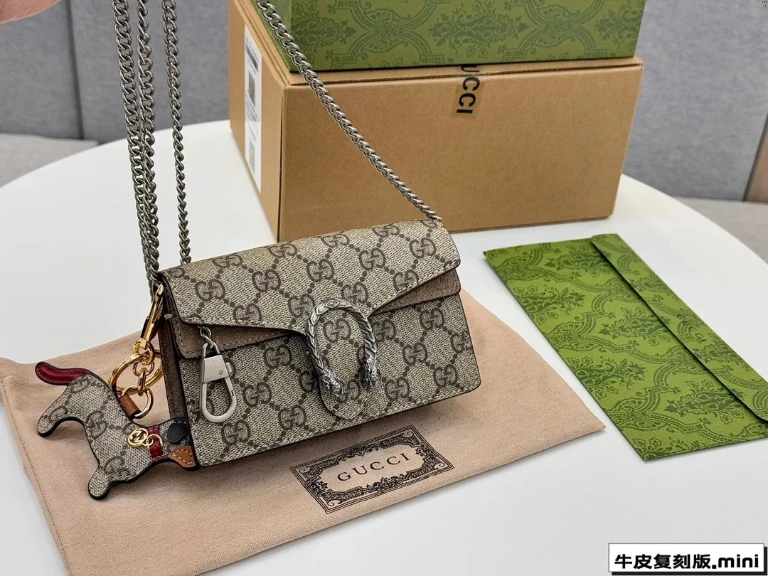 Gucci Dionysus Leather Shoulder Bag — photo 4