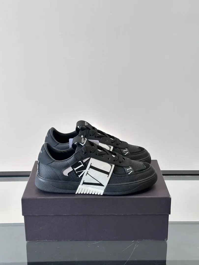 Valentino VL7N Grey Leather Loafers