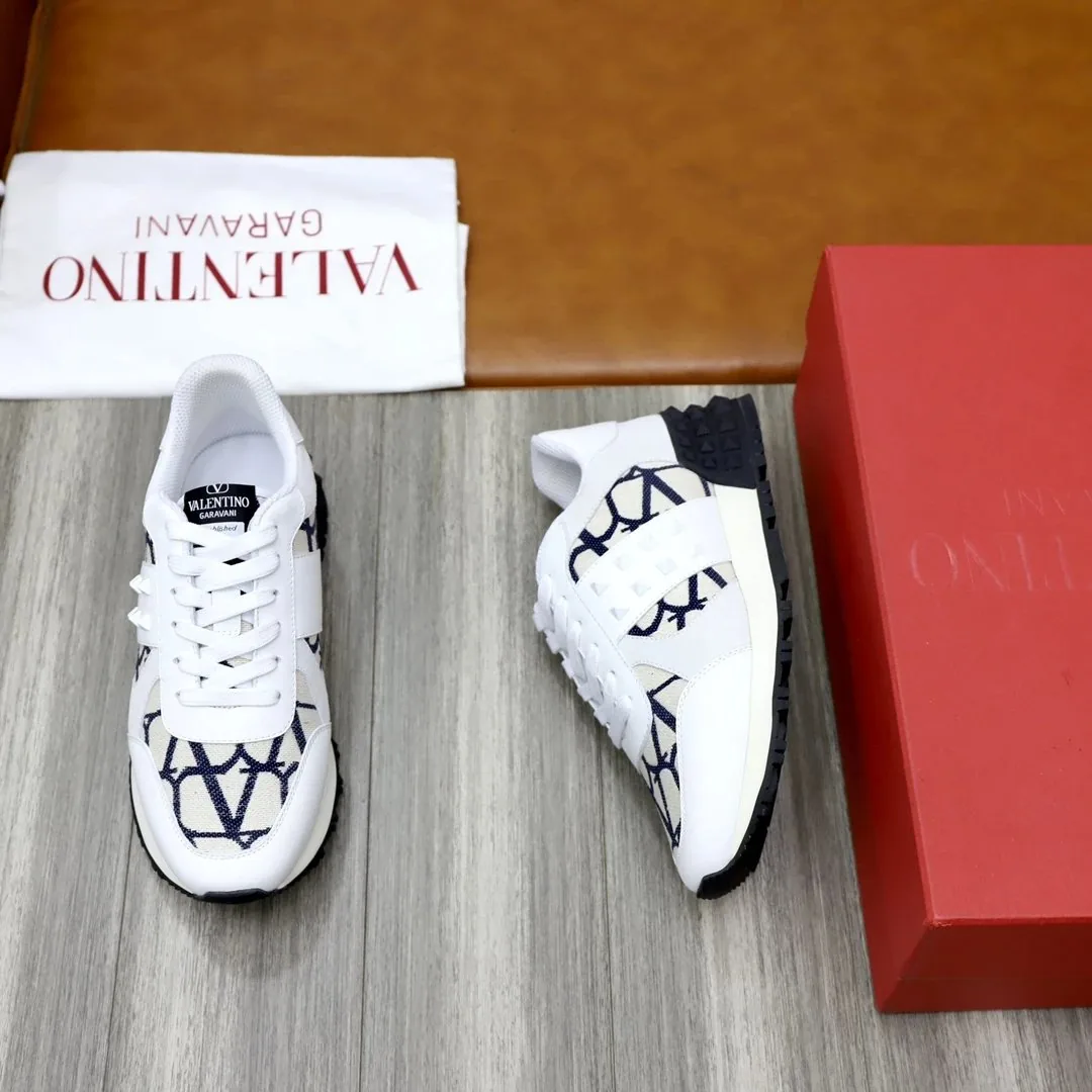 Valentino Garavani VLTN Print Sneakers