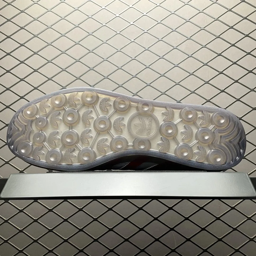 Hello Kitty X Adidas Gazelle Indoor — photo 5