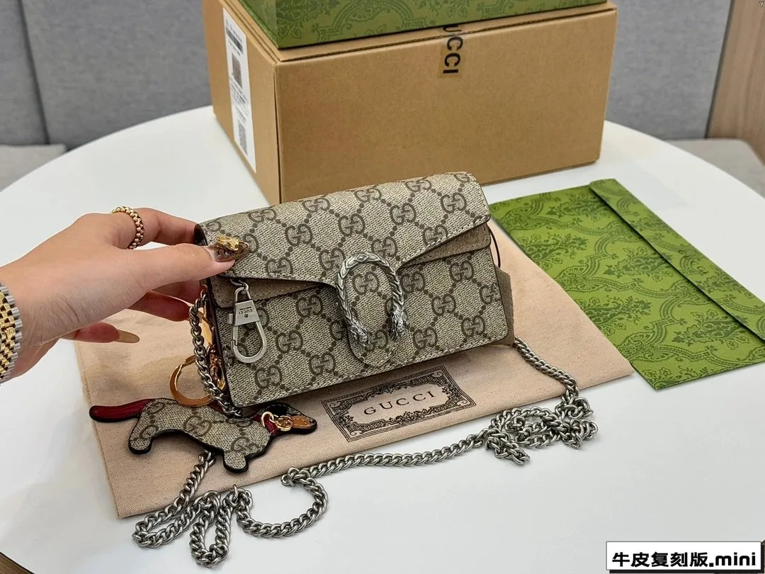 Gucci Dionysus Leather Shoulder Bag — photo 2