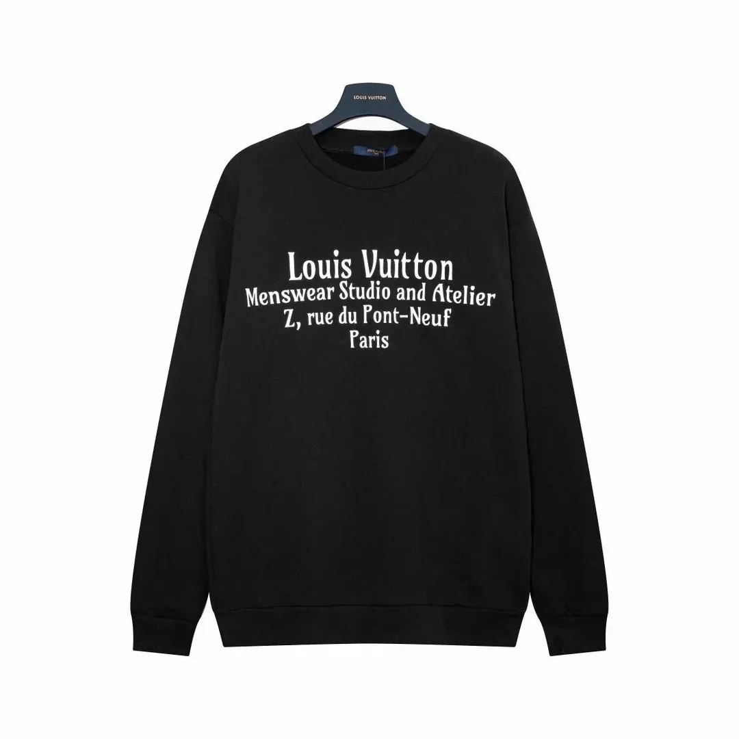Long-Sleeve Tee — Photo 13