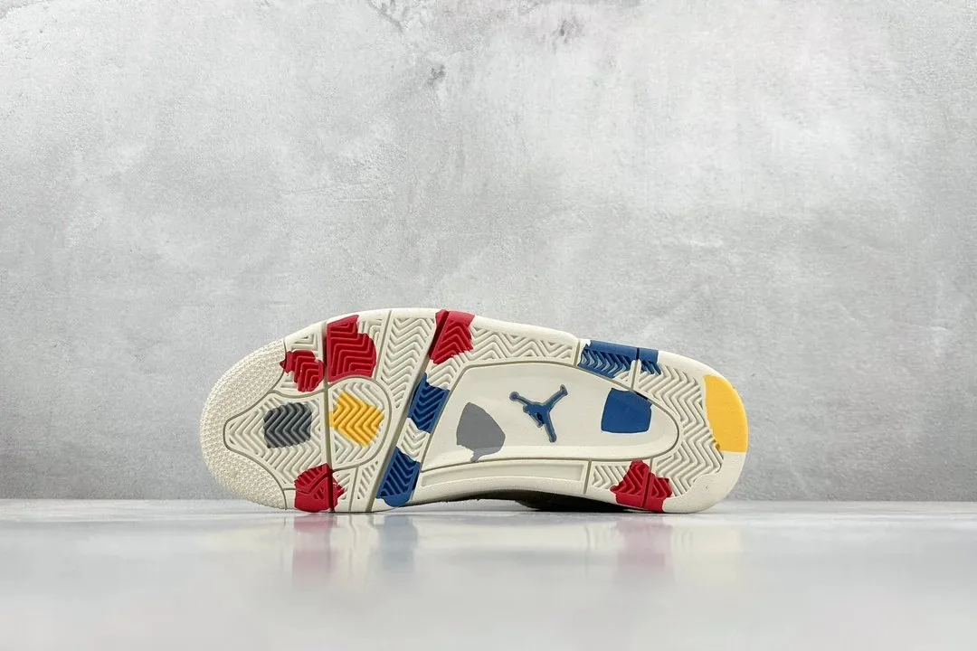Air Jordan 4 Levi's Canvas — photo 4