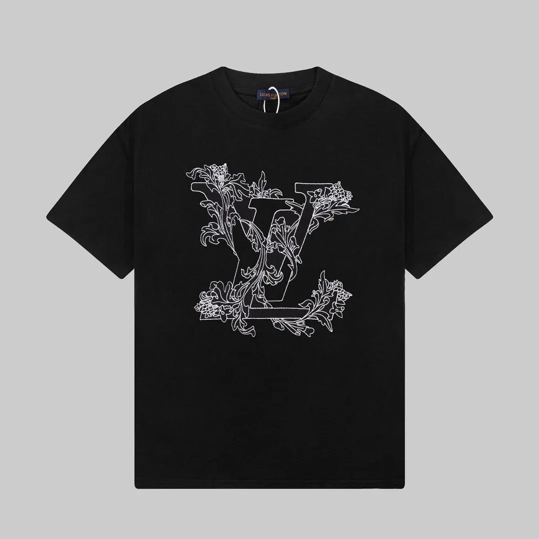 Louis Vuitton Monogram Print T-Shirt — photo 8