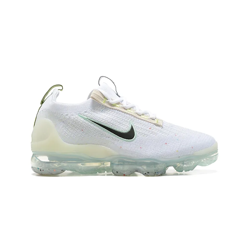 Nike Air VaporMax Flyknit 2021 Trainers — photo 7