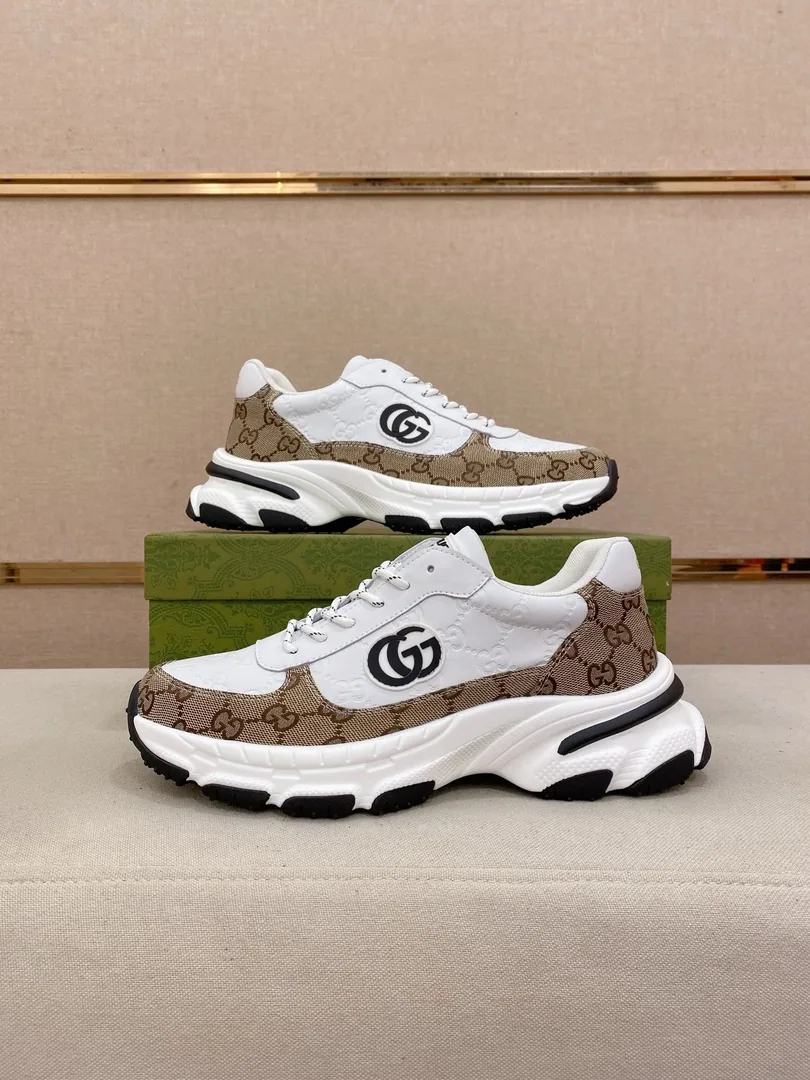 Gucci Round-Toe Low-Top Sneakers — photo 5