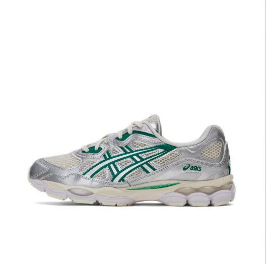 Asics Gel-NYC Grey Lace-Up Trainers — Photo 15