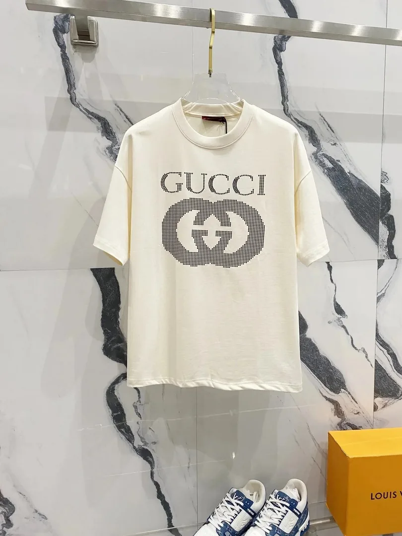 Embroidered Print T-Shirt Collection — photo 11