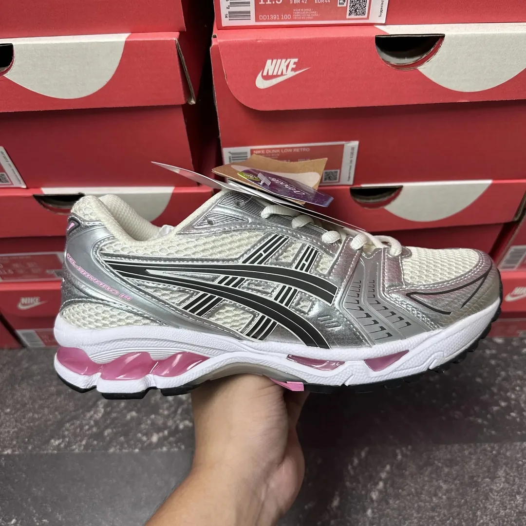 Asics Gel-Kayano 14 Gel-Quantum Grey Runners — Photo 8