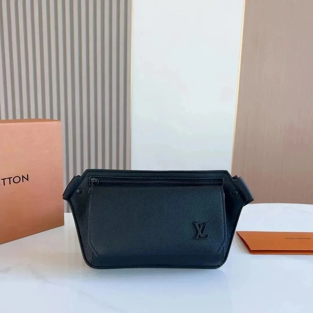 Crossbody Bag — Photo 14