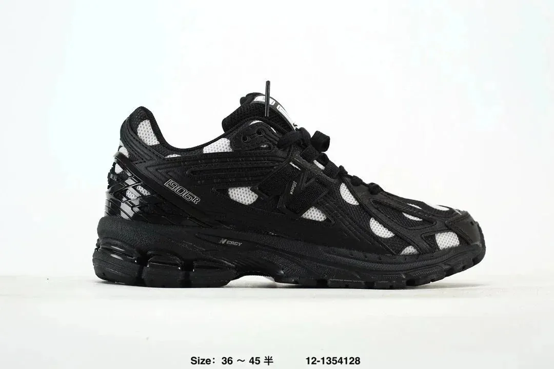 New Balance NB 1906R Lace-Up Running Shoes — photo 3