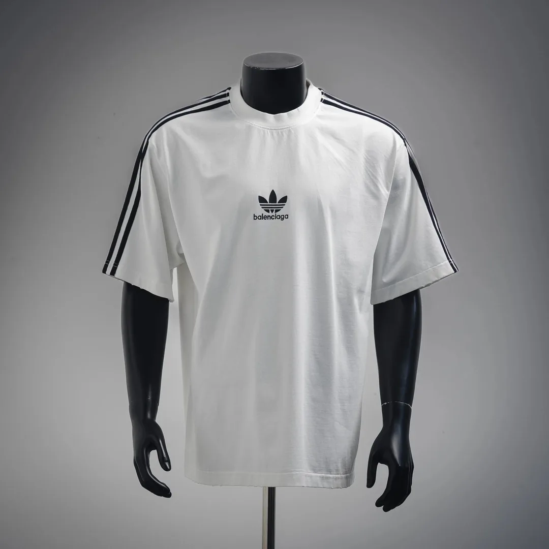 BLG Rubber Logo Cotton Tee — Photo 2
