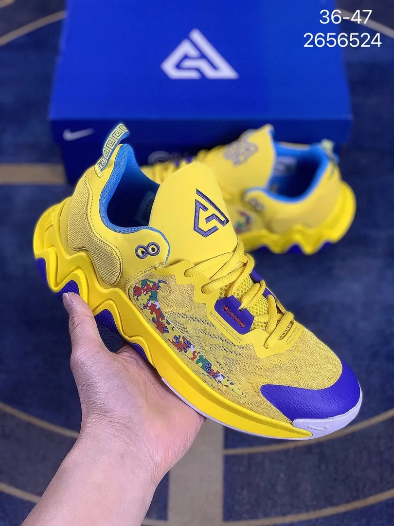 Nike Giannis Immortality Basketball Shoes — photo 8