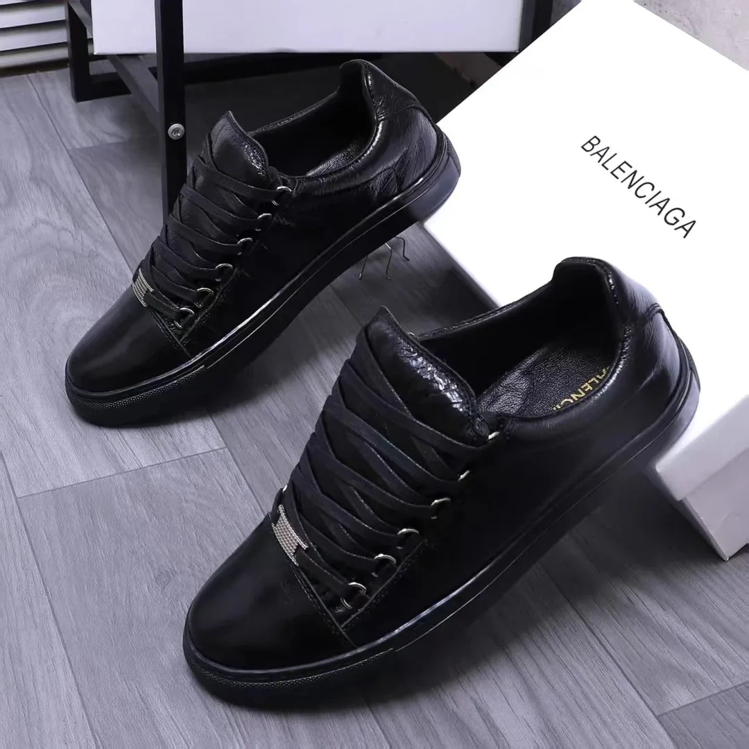 Balenciaga Arena Black Leather Sneakers — Photo 7