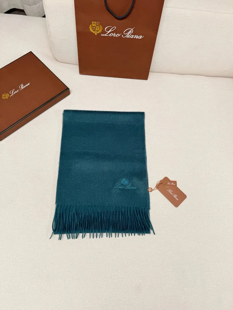 Loro Piana Ripple Cashmere Scarf — photo 4