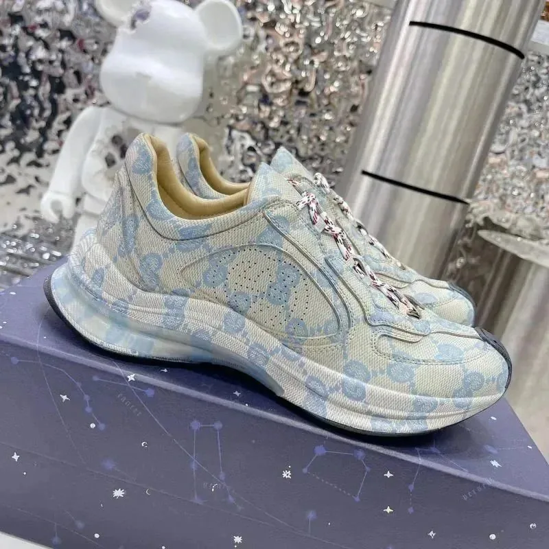 Gucci Run Beige Sneakers — QC