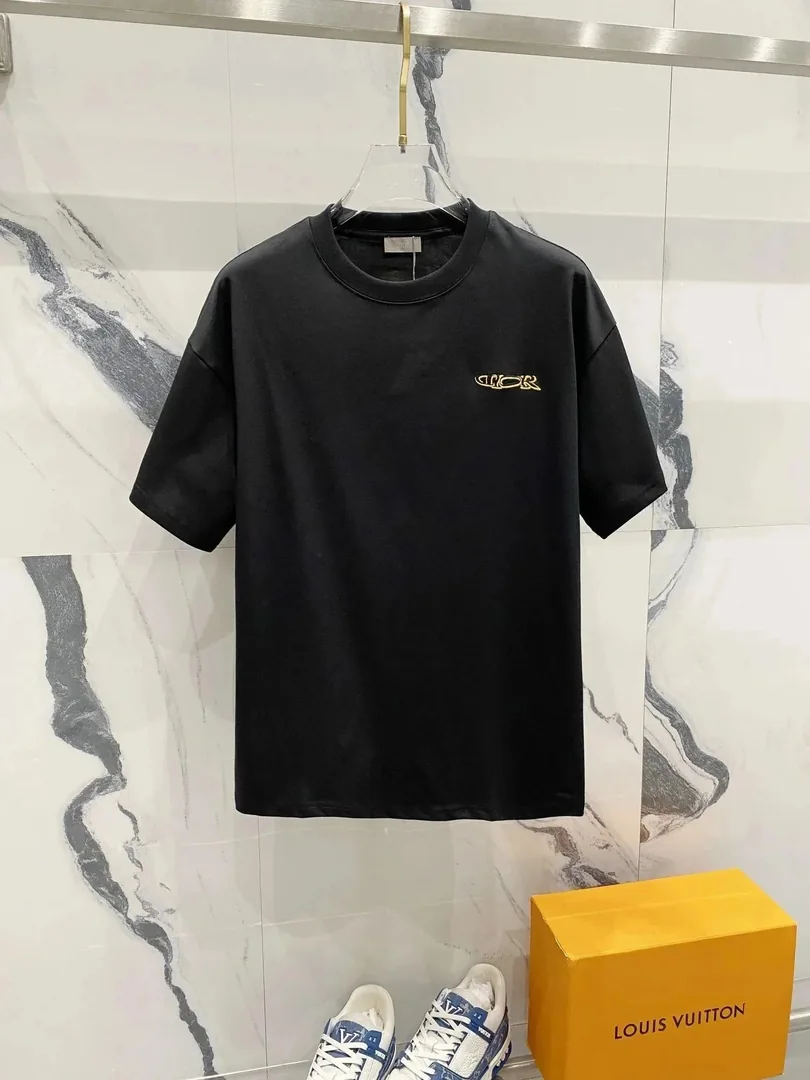 T-Shirt Collection — Photo 13