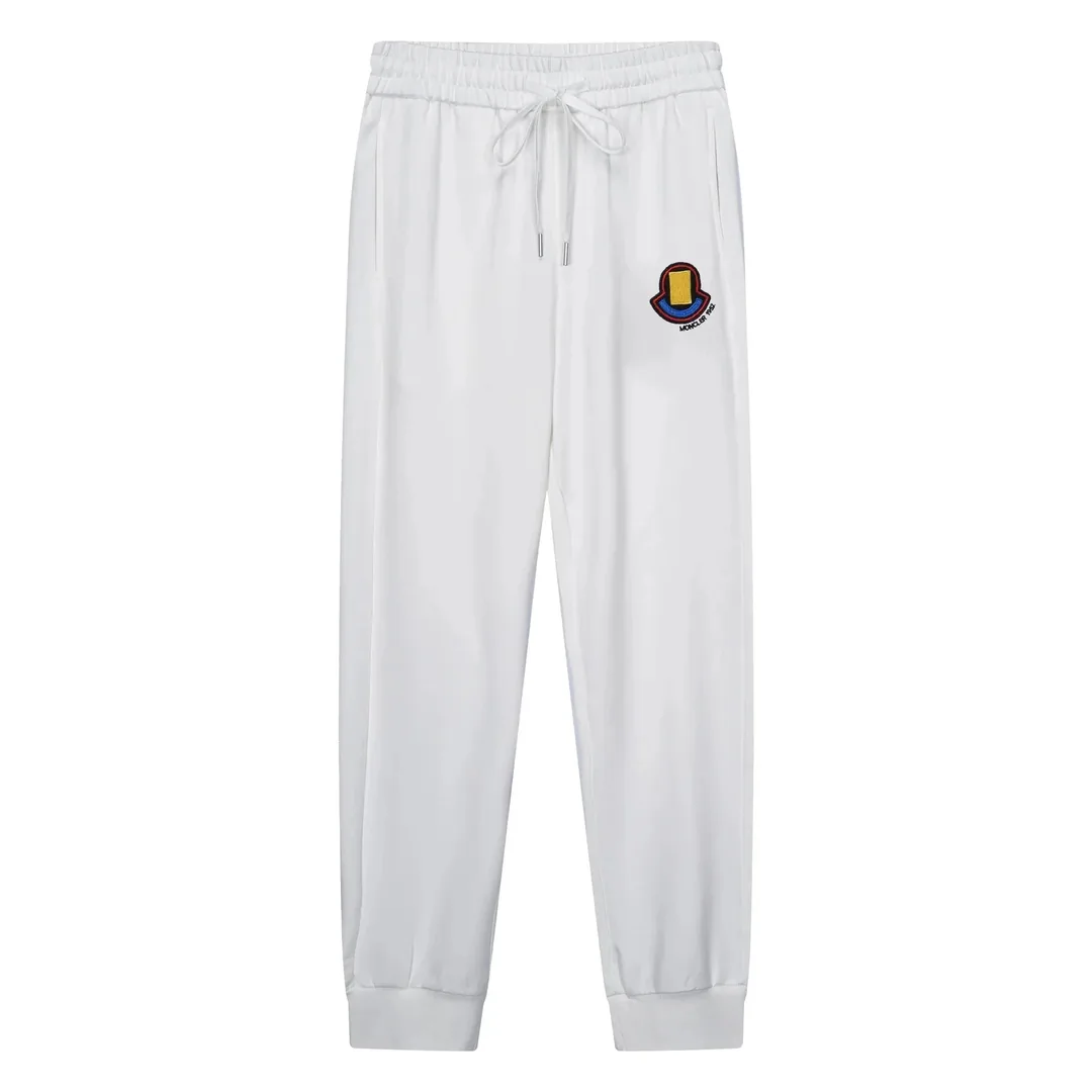 Sweatpants — Photo 6