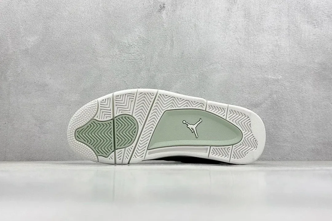 Air Jordan 4 Seafoam — photo 4