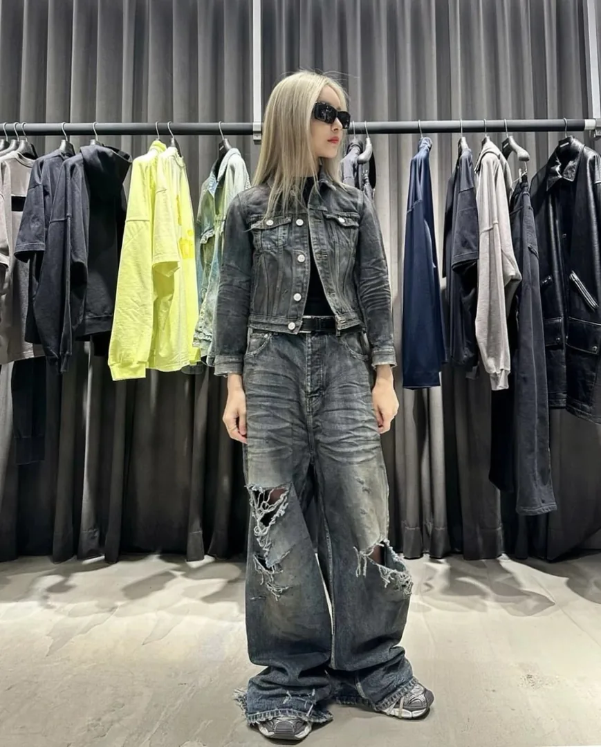 Blue Distressed Baggy Denim Jeans — photo 3