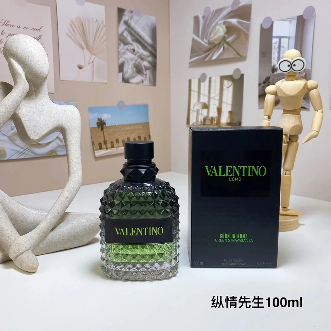 Versace Perfume — Photo 3