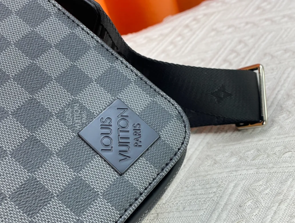 Men's Bag — QC