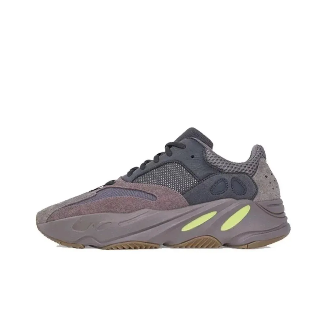 Yeezy Boost 700 Sneakers — photo 8