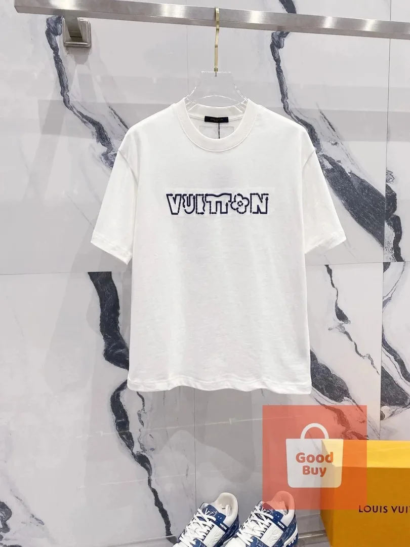 Louis Vuitton Monogram Print T-Shirt Collection — Photo 12