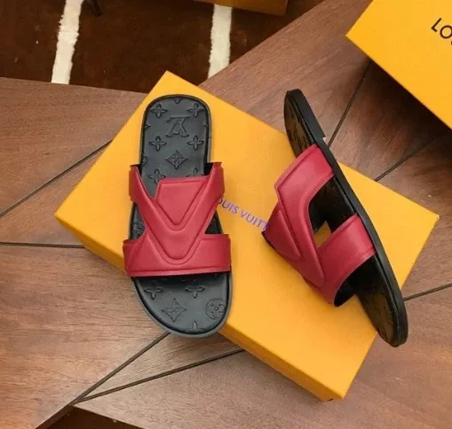 Oasis Mule Slides — QC