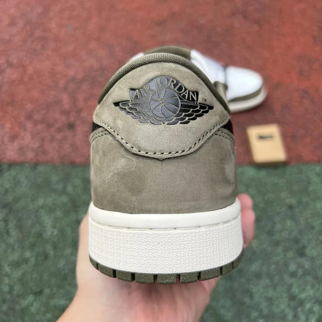 Air Jordan 1 Low OG Medium Olive — photo 3