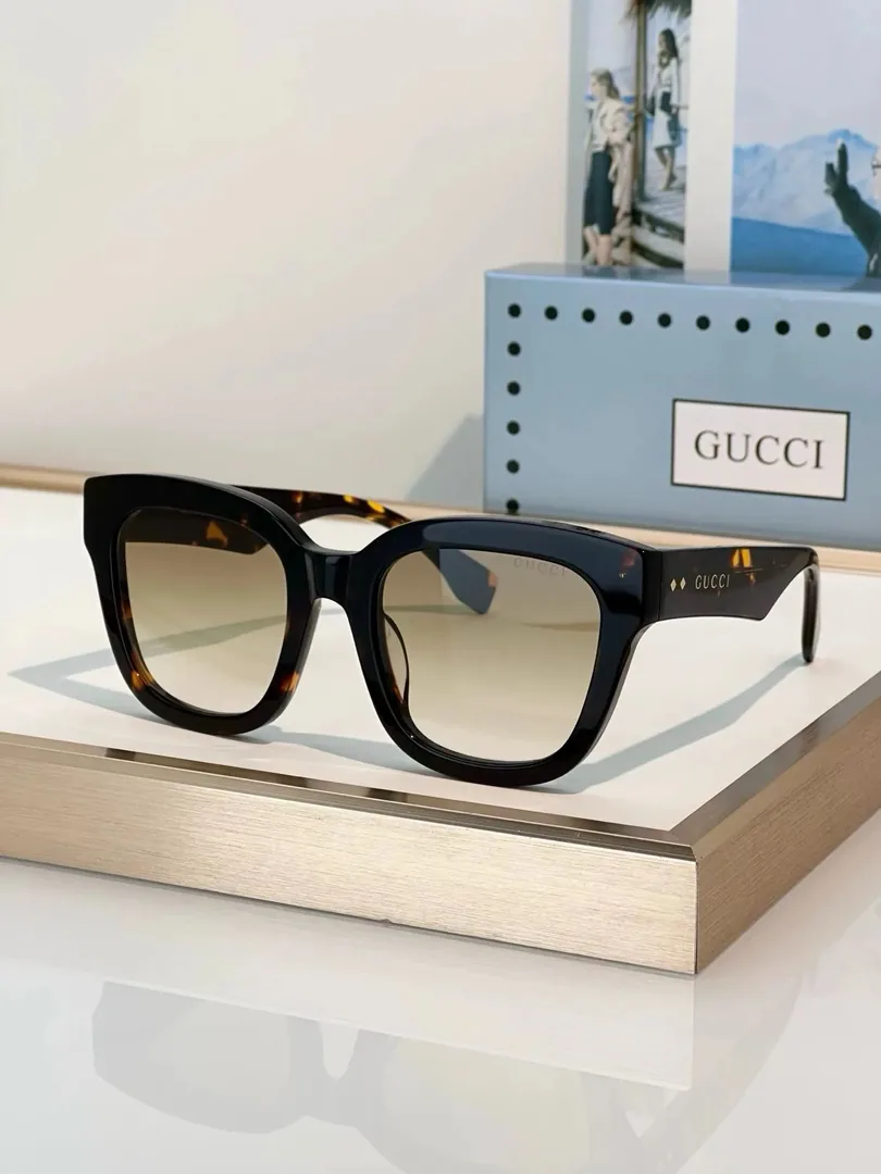 Gucci Web Stripe Square Sunglasses Black — Photo 14