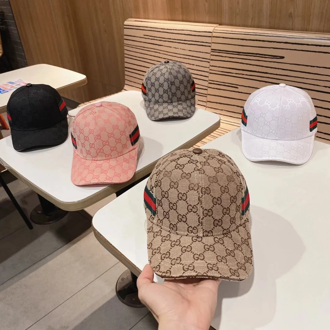Gucci GG Canvas Baseball Cap Collection — Photo 4