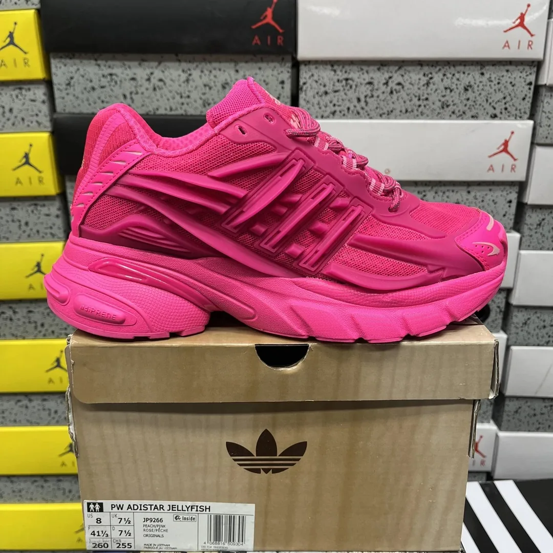 Jordan Fish Colorway Sneakers — QC