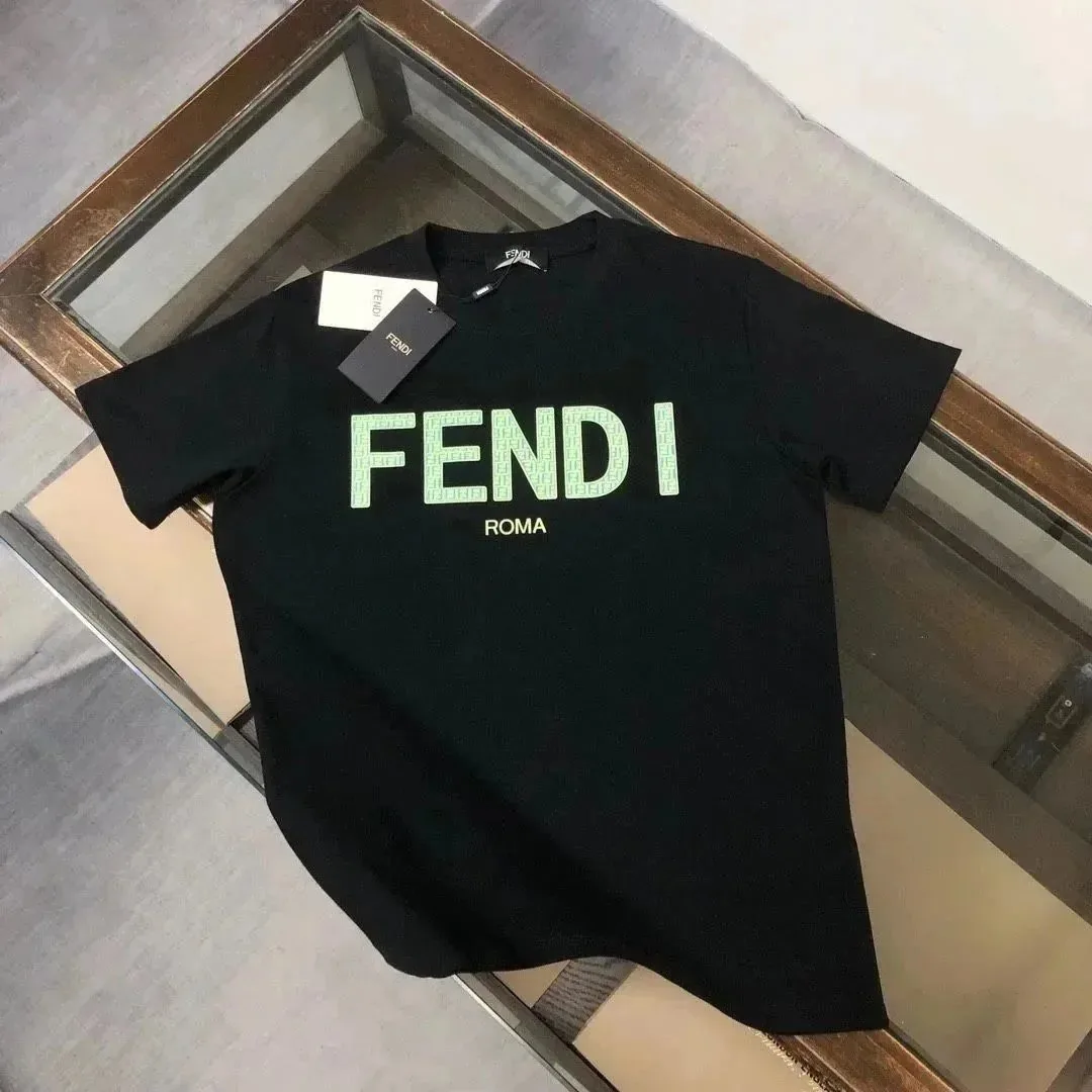 Short-Sleeve Tee — Photo 9