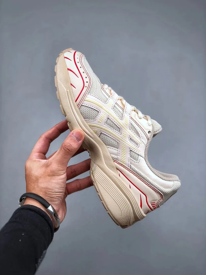 Asics Tiger Gel-1090 Retro Sneakers — Photo 5