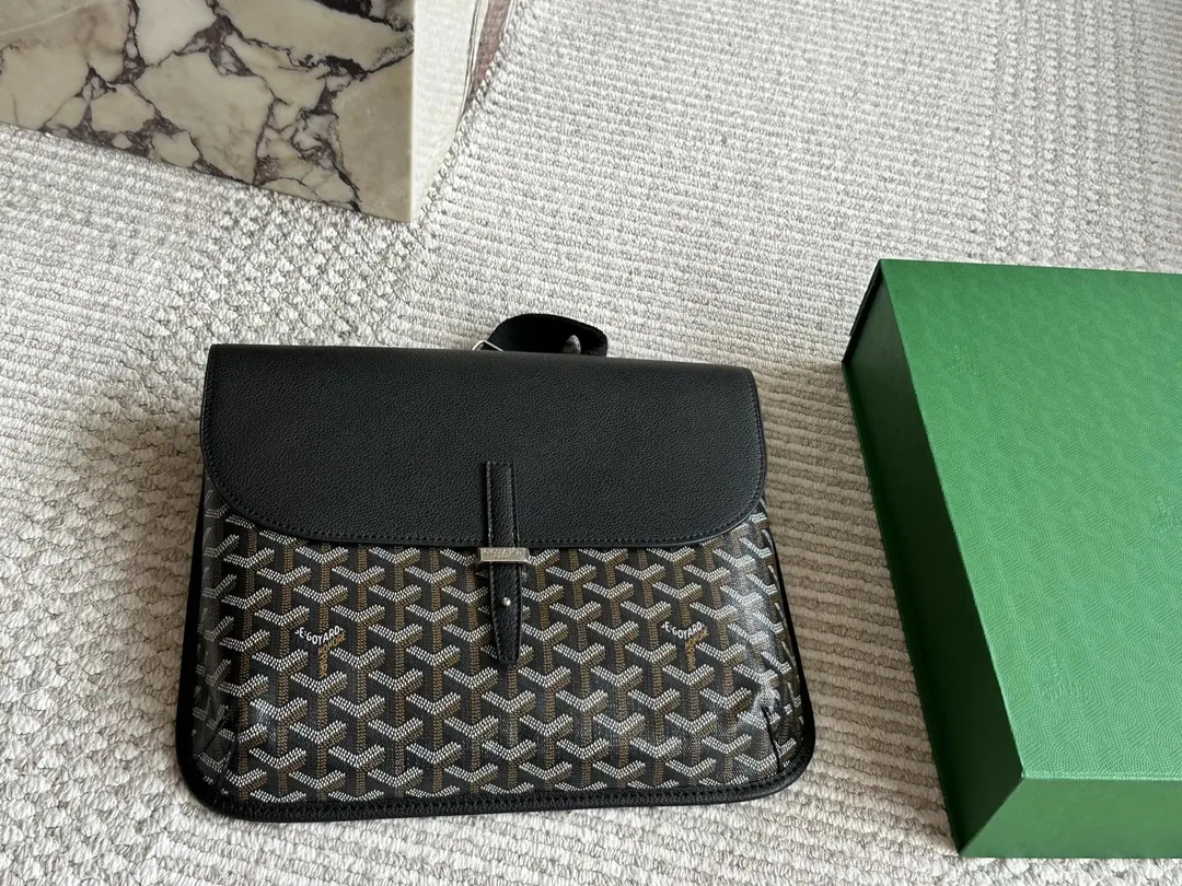 Goyard Messenger Bag