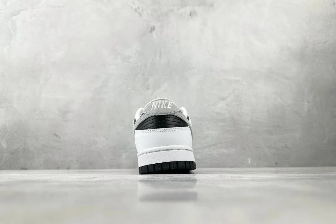 Nike Dunk Low Reverse Panda 2.0 — photo 9