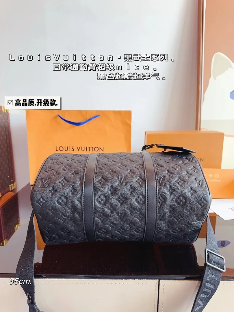 Louis Vuitton Keepall 35 Duffle Bag — Photo 12