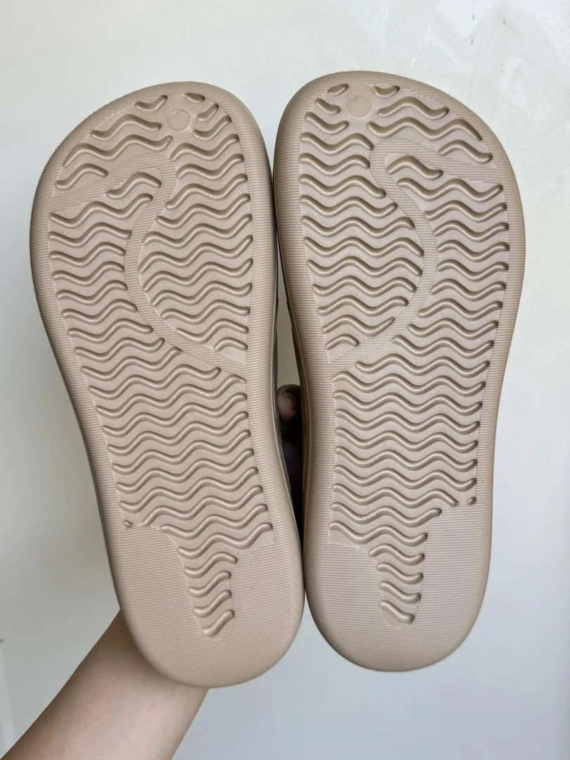 AdiFOM Adilette Clog Slides — QC